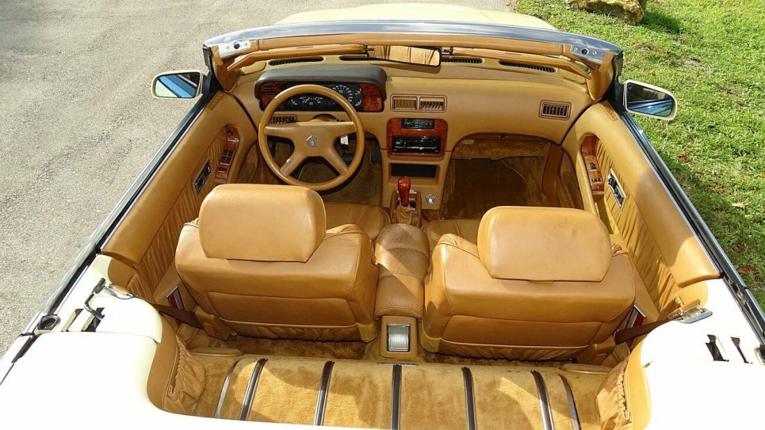 1989 Chrysler TC Maserati BOTH HARD AND SOFT TOPS - photo 11