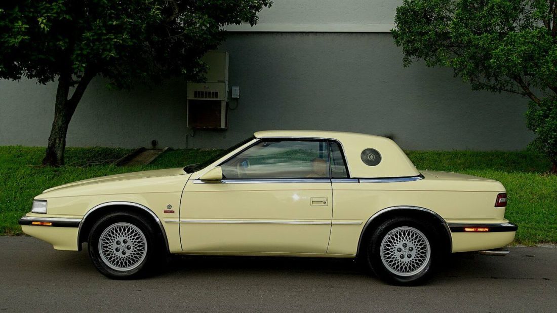 1989 Chrysler TC Maserati BOTH HARD AND SOFT TOPS - photo 4