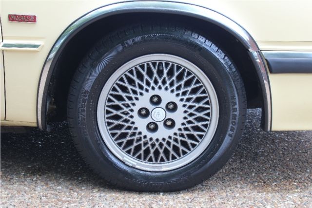 1989 Chrysler TC hardtop/convertible - photo 7