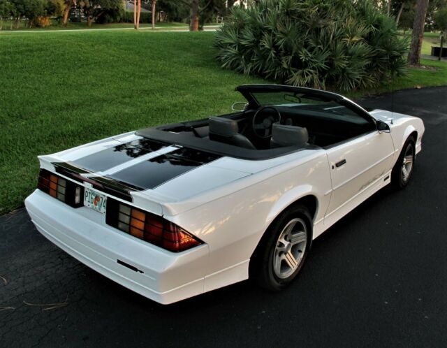 1989 Chevrolet Camaro IROC Z - photo 5
