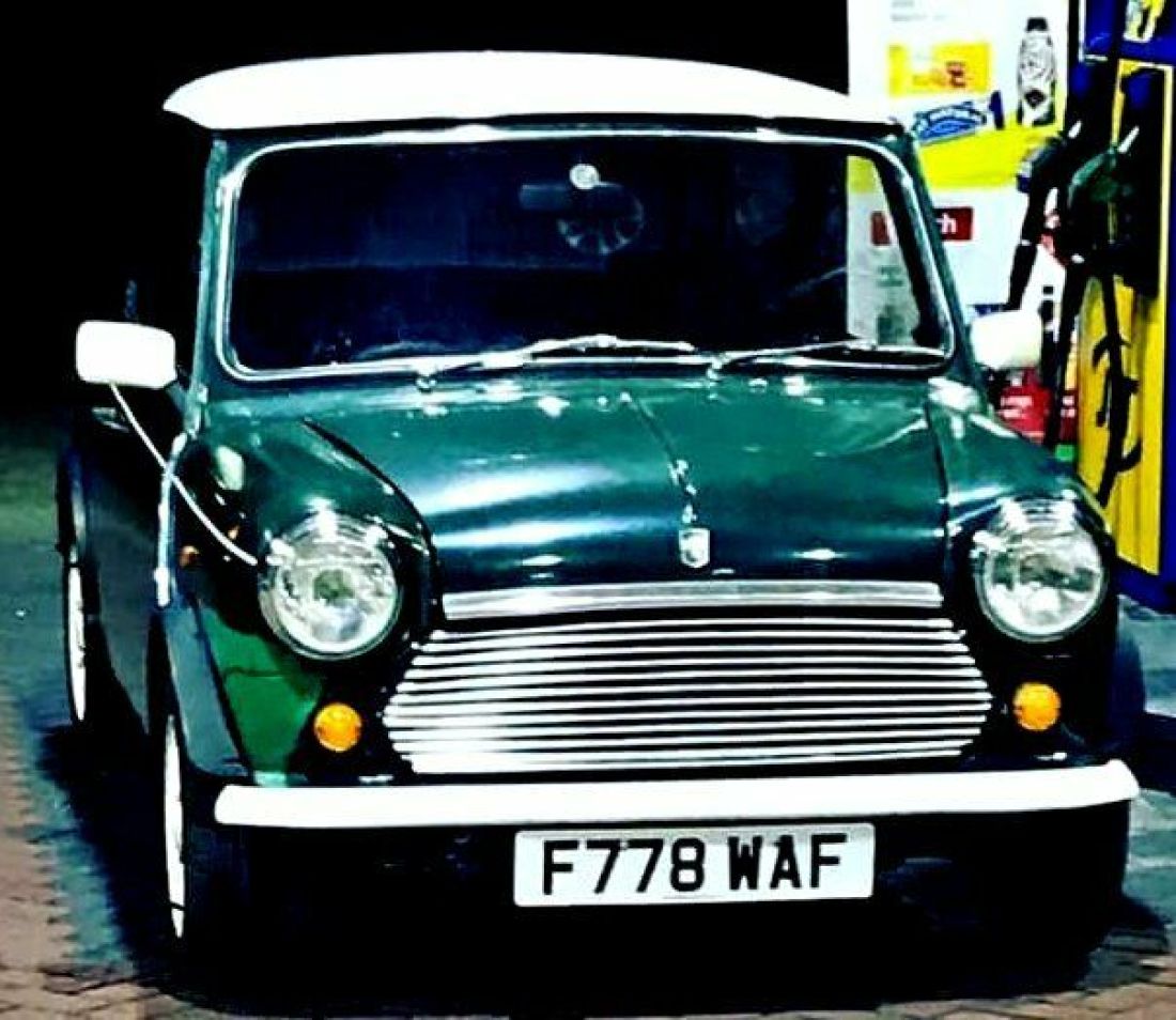 1989 CLASSIC MINI RACING GREEN LIMITED EDITION 1989 Mini Classic Mini