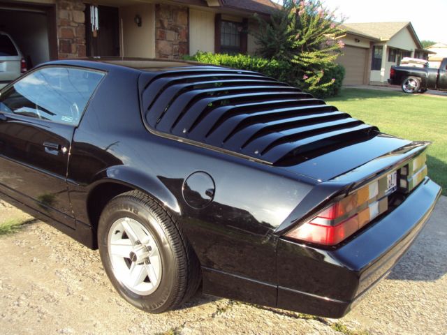 1989 Chevrolet Camaro - photo 3