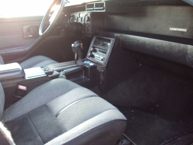 1989 Chevrolet Camaro - photo 8