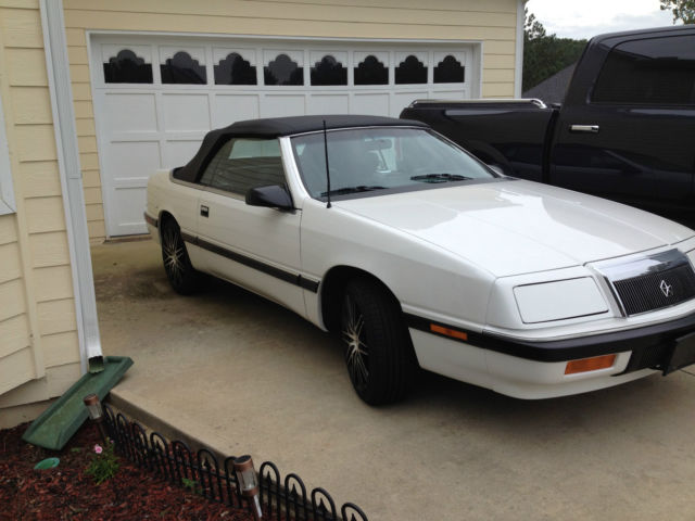1989 Chrysler LeBaron Convertible 2 door - photo 3