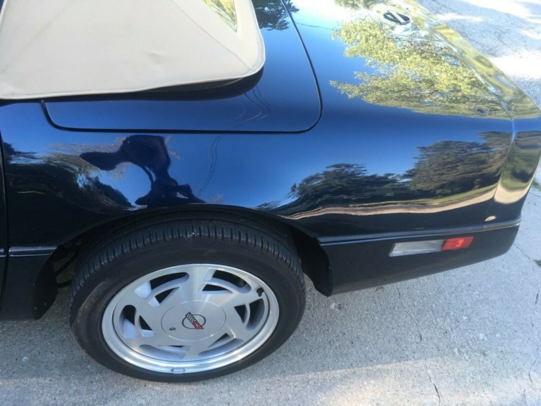 1989 Chevrolet Corvette - photo 11