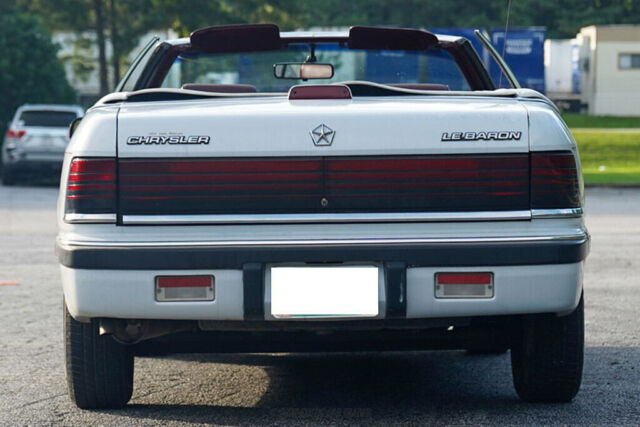1989 Chrysler LeBaron Convertible - photo 5