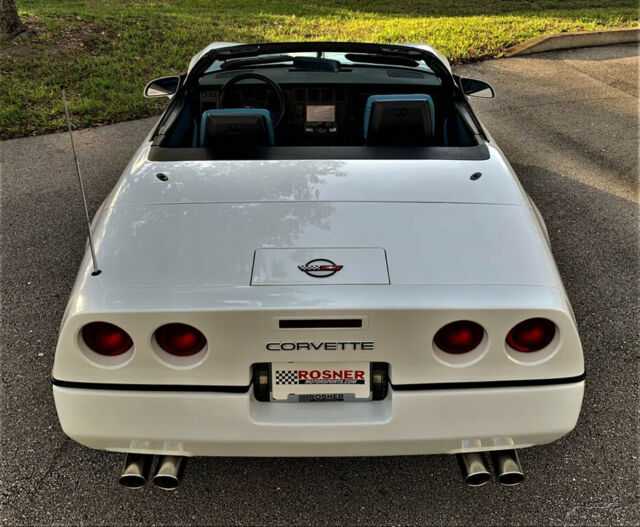1989 Chevrolet Corvette Convertible - photo 11