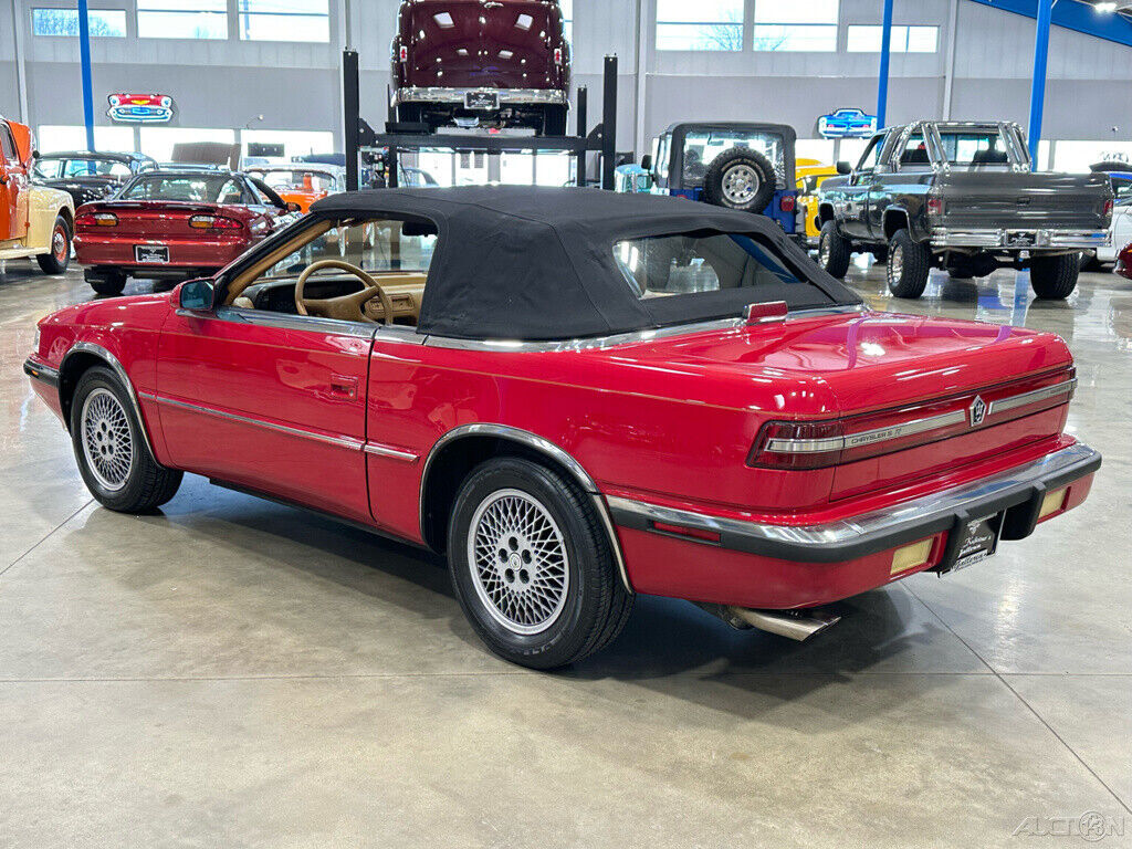 1989 Chrysler Town & Country Convertible - photo 13