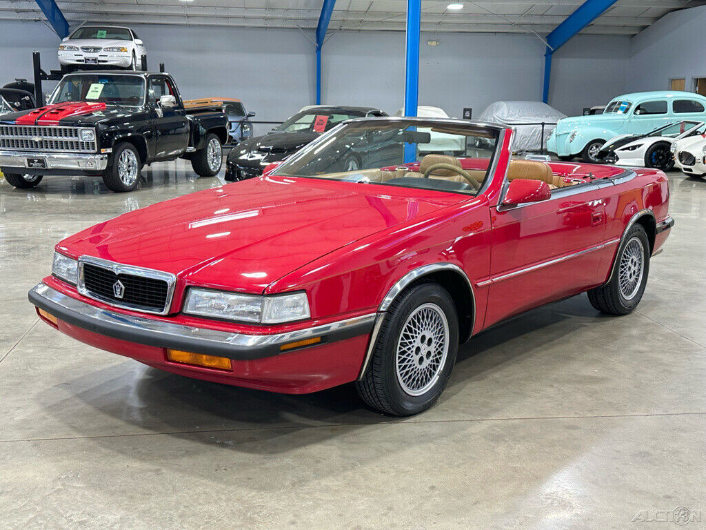 1989 Chrysler Town & Country Convertible - photo 3