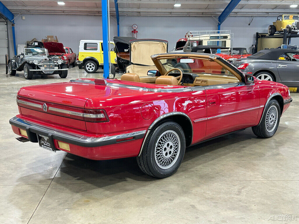 1989 Chrysler Town & Country Convertible - photo 7