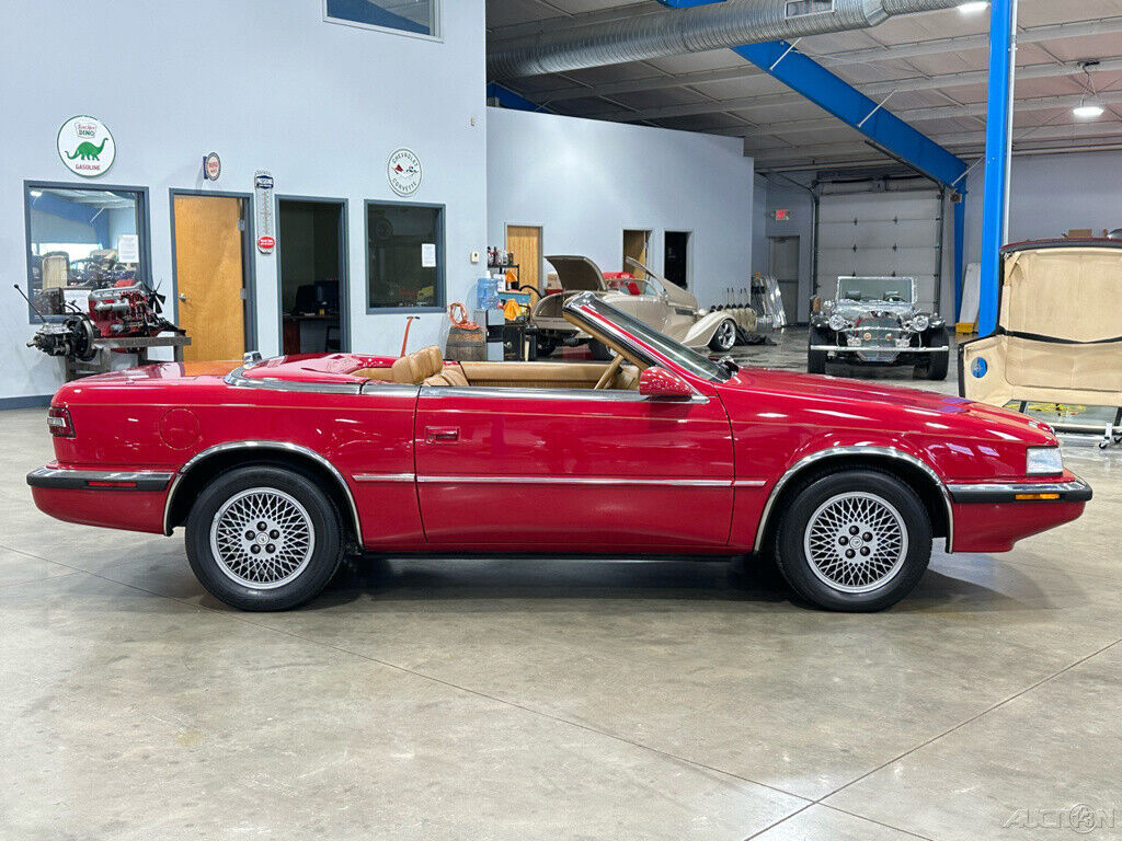 1989 Chrysler Town & Country Convertible - photo 8