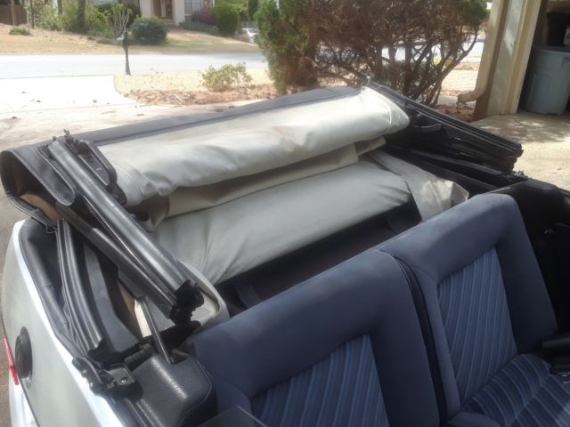 1989 Volkswagen Cabrio - photo 11
