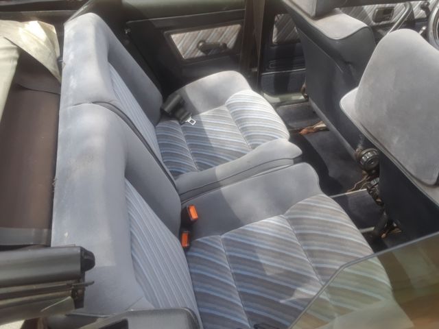 1989 Volkswagen Cabrio - photo 8