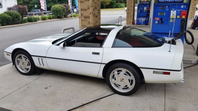 1989 Chevrolet Corvette leather - photo 11