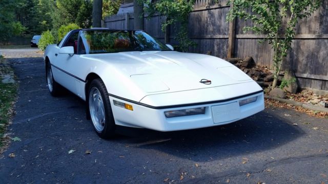 1989 Chevrolet Corvette leather - photo 3