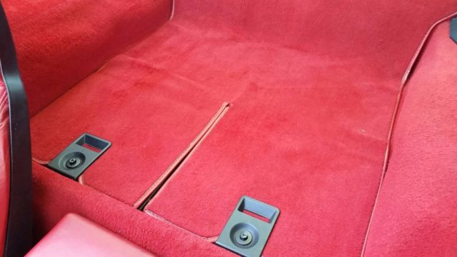 1989 Chevrolet Corvette leather - photo 9