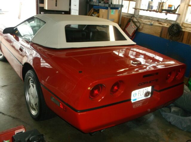 1989 Chevrolet Corvette Convertible - photo 12