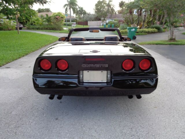 1989 Chevrolet Corvette Convertible - photo 11