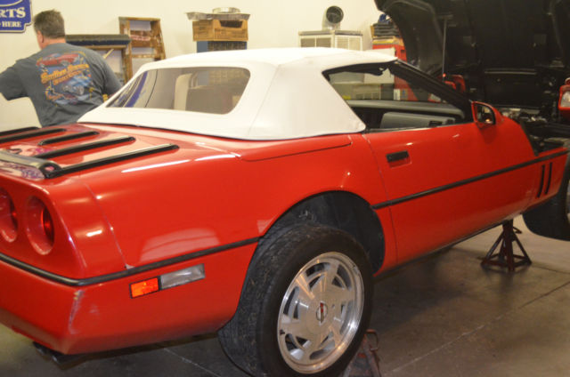 1989 Chevrolet Corvette Convertable - photo 2