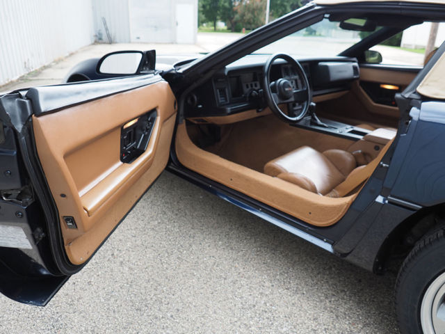 1989 Chevrolet Corvette Convertible - photo 12