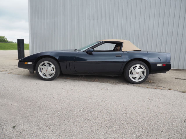 1989 Chevrolet Corvette Convertible - photo 3