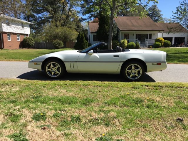 1989 Chevrolet Corvette - photo 2