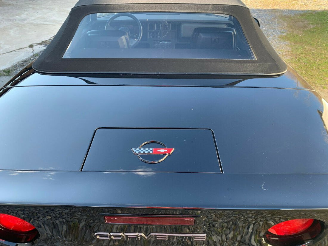 1989 Chevrolet Corvette - photo 4