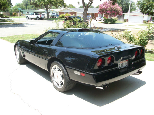 1989 Chevrolet Corvette Coupe - photo 3