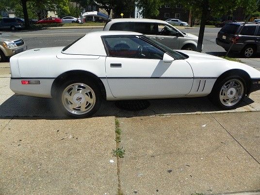 1989 CORVETTE ROADSTER CONVERTIBLE 1989 Chevrolet Corvette Roadster Convertible