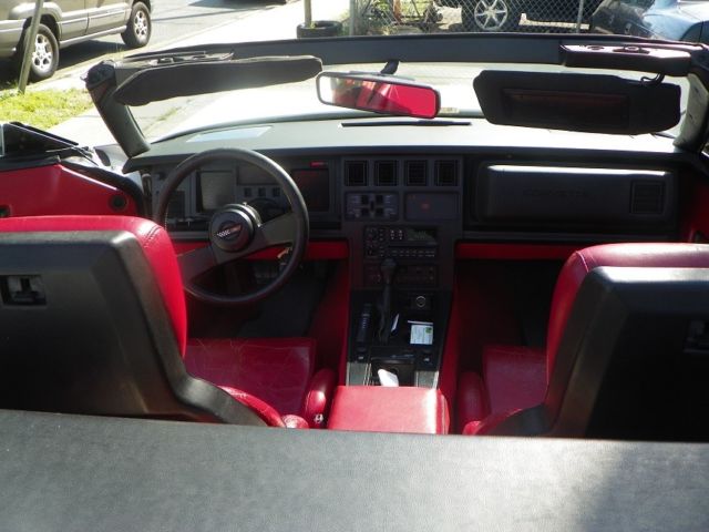 1989 Chevrolet Corvette Roadster Convertible - photo 10