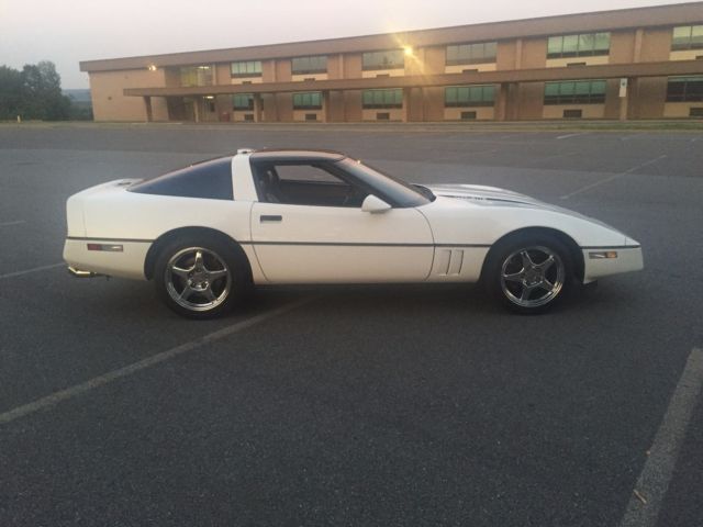 1989 Chevrolet Corvette Coupe - photo 3