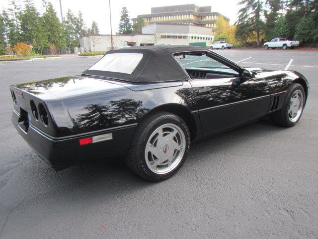1989 Chevrolet Corvette CONVERTIBLE - photo 6