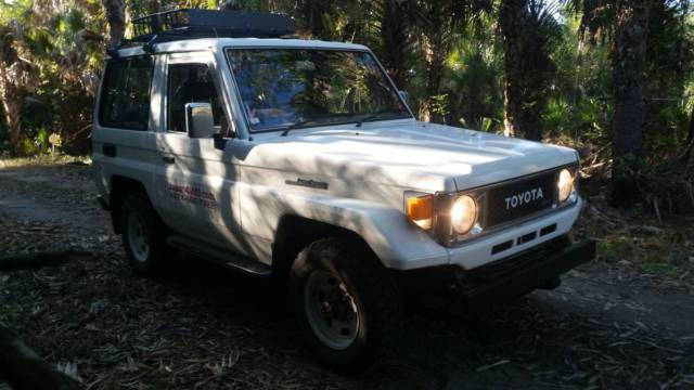 1989 Toyota Land Cruiser BJ70 Diesel 2 Door - photo 6