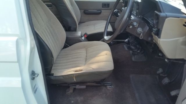 1989 Toyota Land Cruiser BJ70 Diesel 2 Door - photo 8