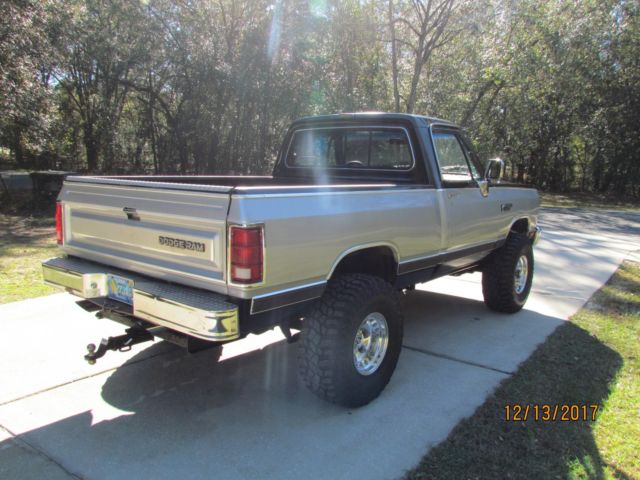 1989 Dodge Other Pickups se - photo 4