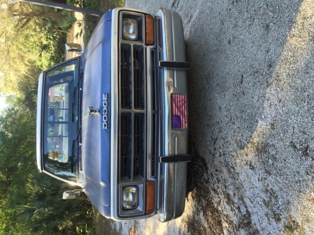 1989 Dodge Other Pickups D250 - photo 2