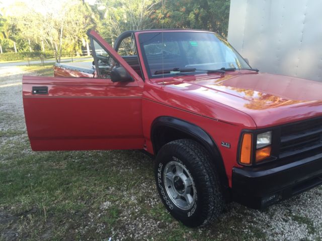 1989 Dodge Dakota - photo 2