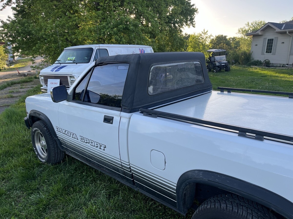 1989 Dodge Dakota SPORT - photo 3