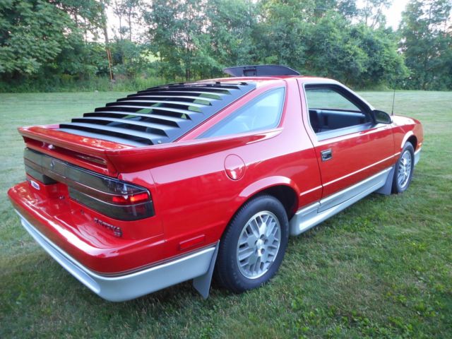 1989 Dodge Daytona ES - photo 4