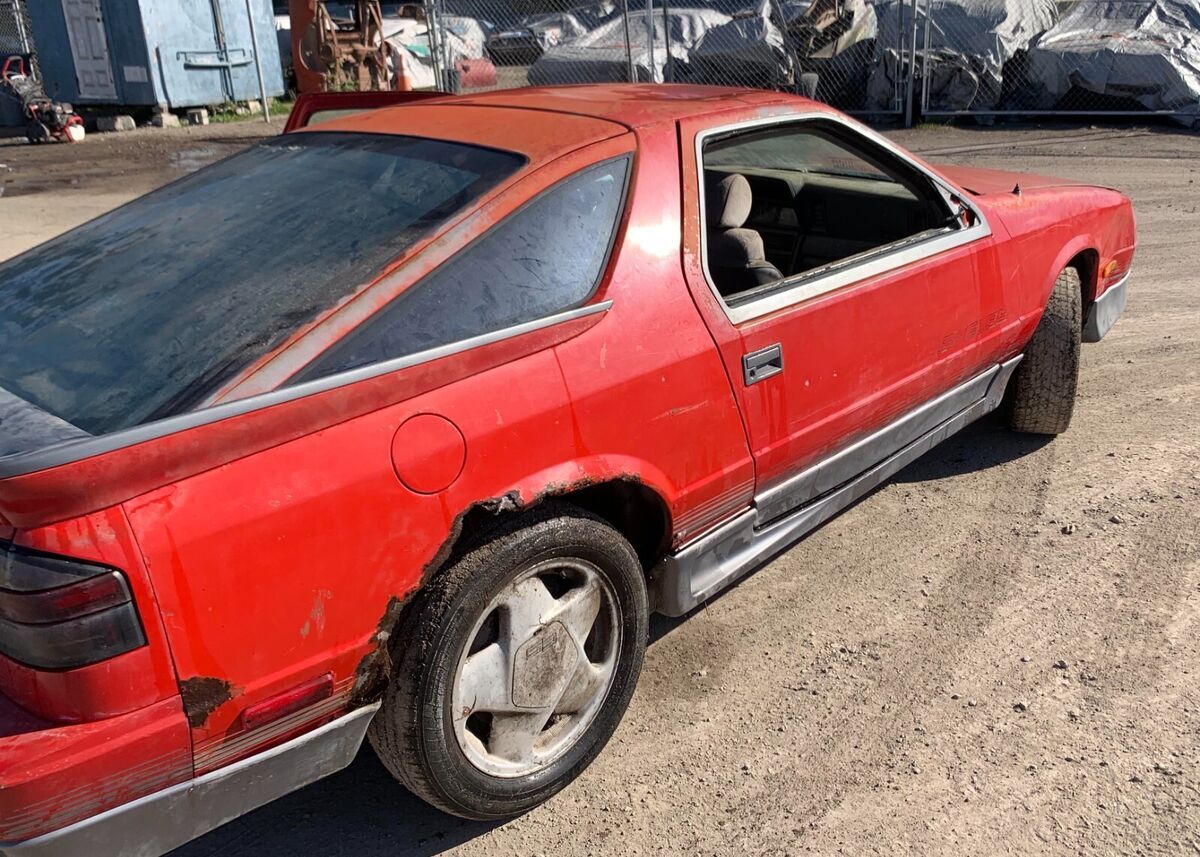 1989 Dodge Daytona - photo 9