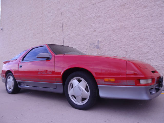 1989 Dodge Daytona 2 door Coupe - photo 8