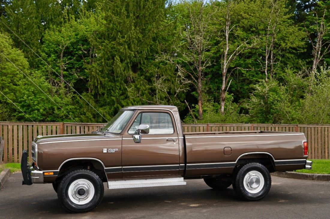 1989 Dodge Ram 2500 LE - photo 5