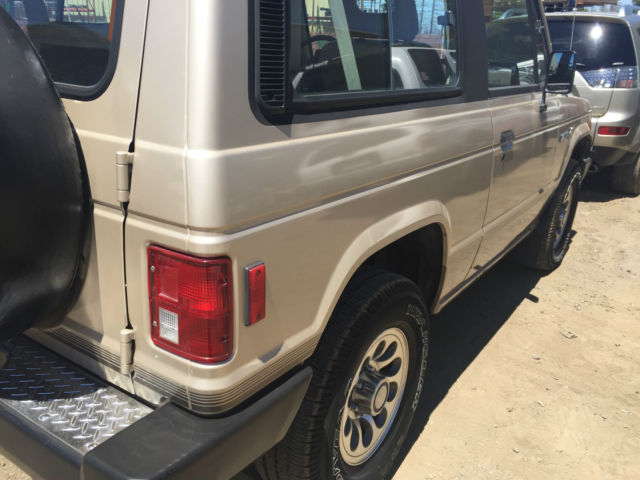 1989 Mitsubishi Montero - photo 9