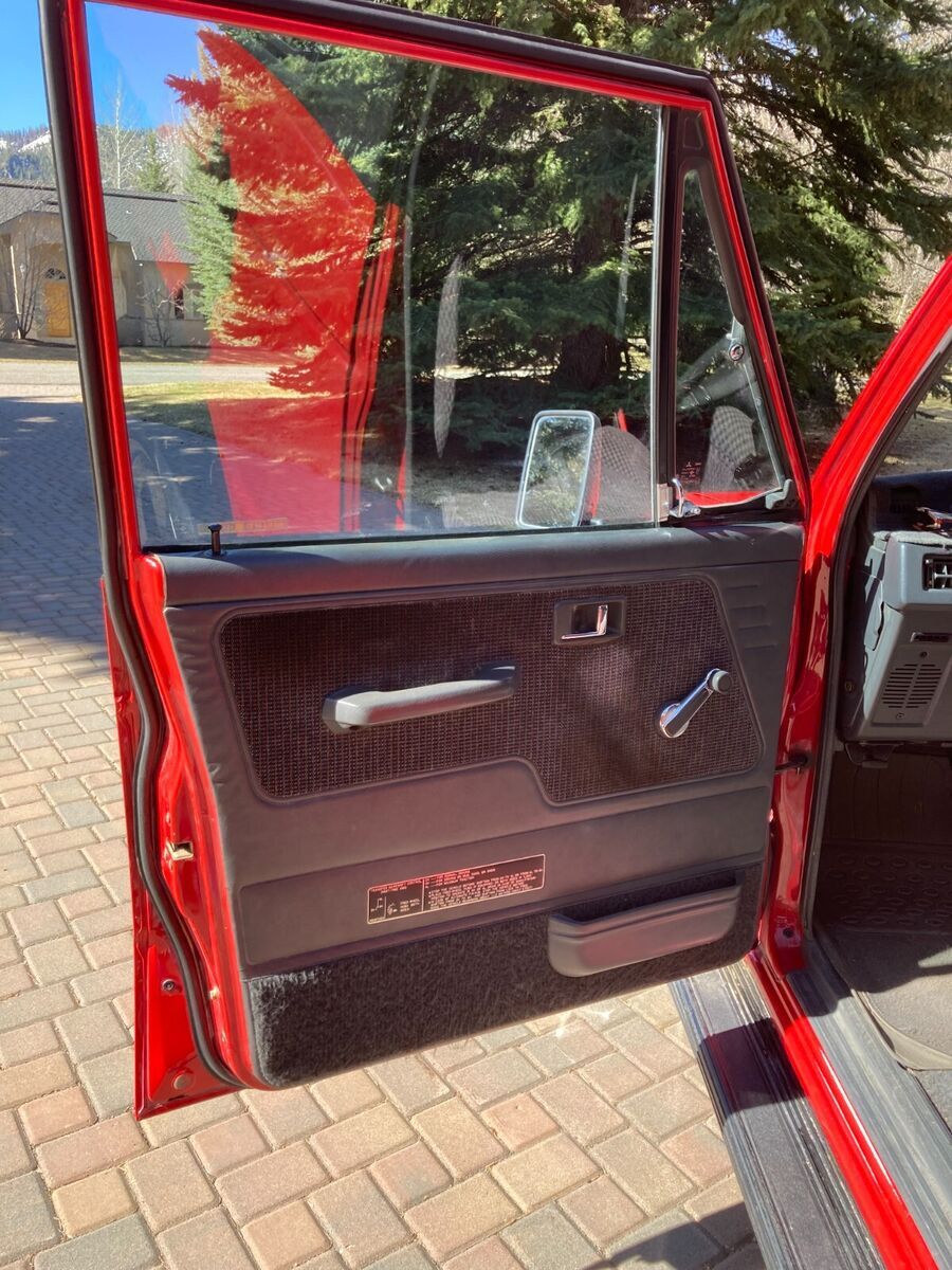 1989 Dodge Raider - photo 11