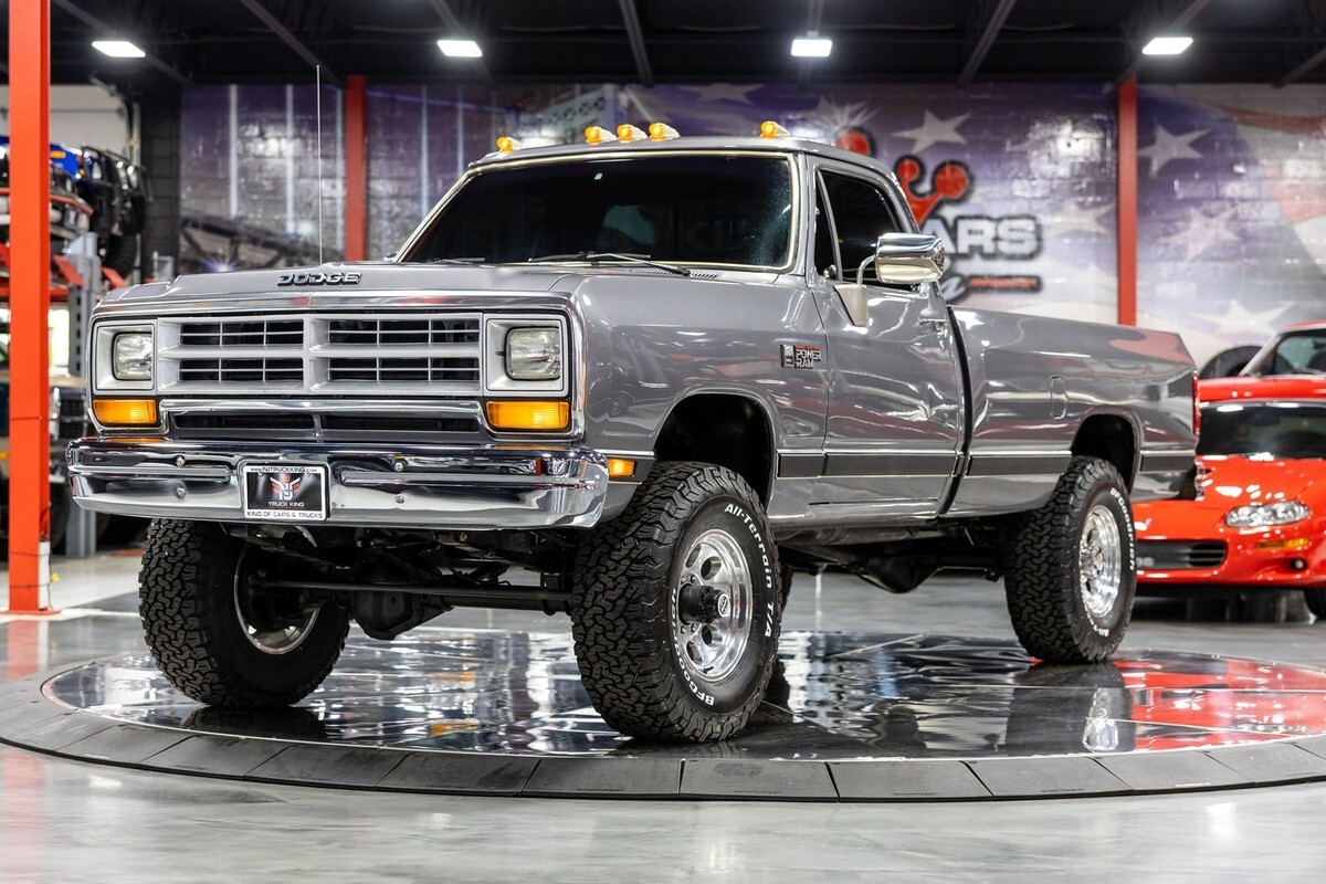 1989 Dodge 3/4 Ton Trucks W250 Sweptline 4WD - photo 4