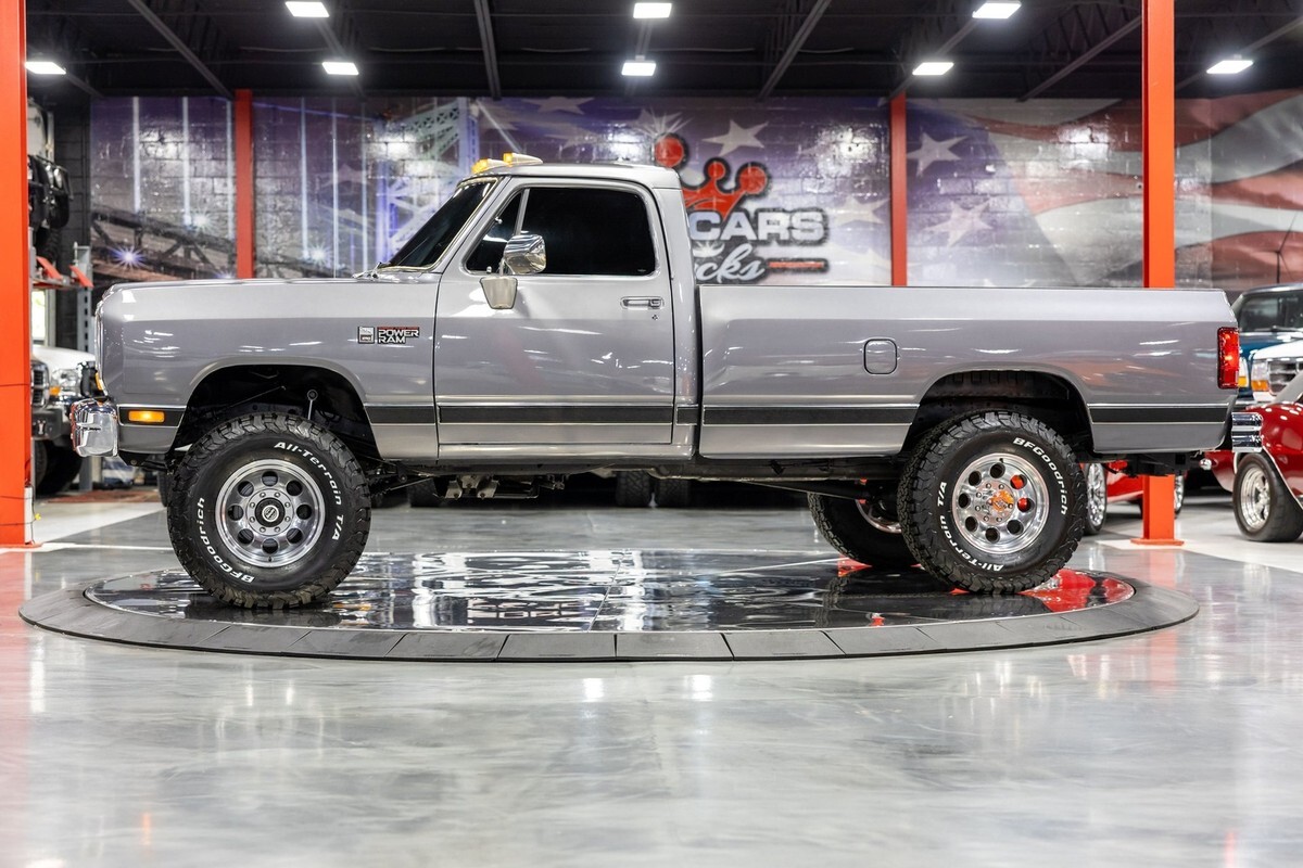 1989 Dodge 3/4 Ton Trucks W250 Sweptline 4WD - photo 7