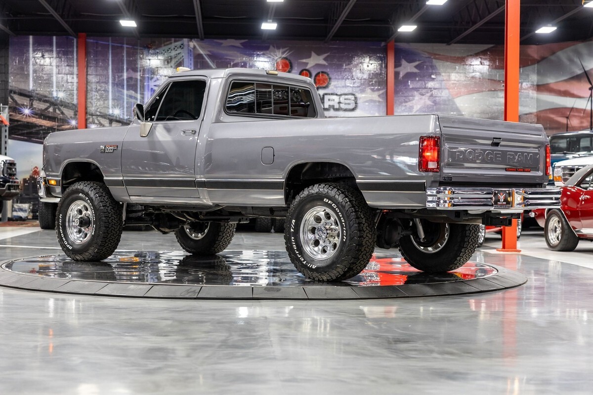 1989 Dodge 3/4 Ton Trucks W250 Sweptline 4WD - photo 8