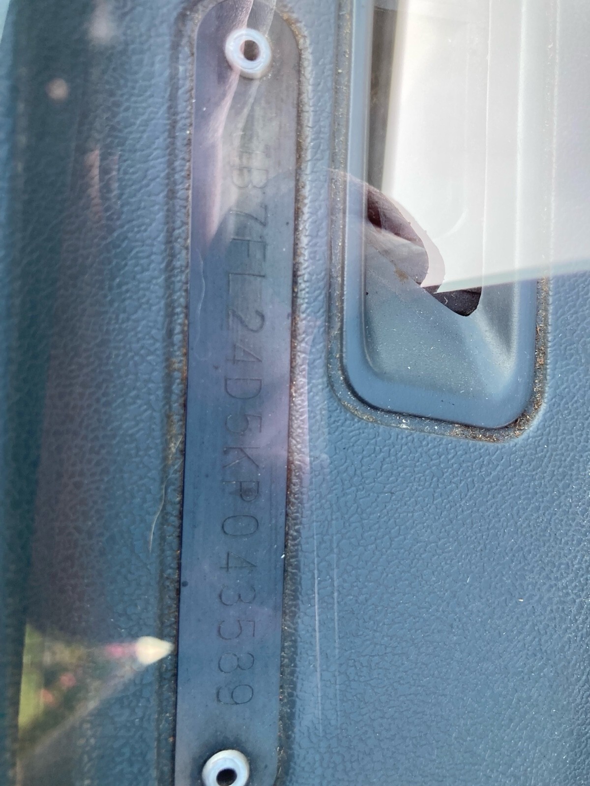 1989 Dodge Ram 50 - photo 9