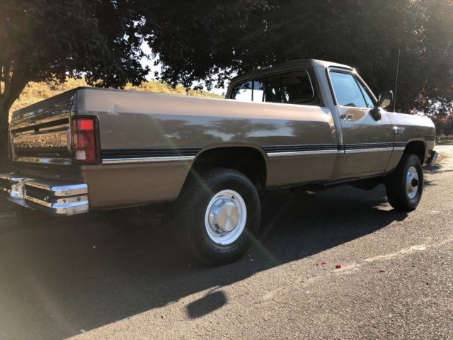 1989 Dodge Ram 2500 - photo 4