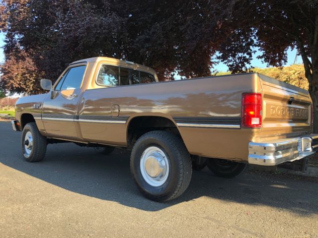 1989 Dodge Ram 2500 - photo 5